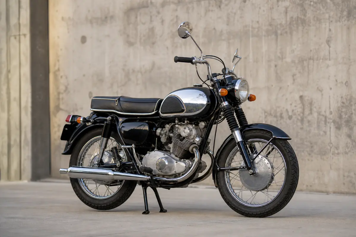 Wie viele Kilometer darf ein Oldtimer-Motorrad fahren?