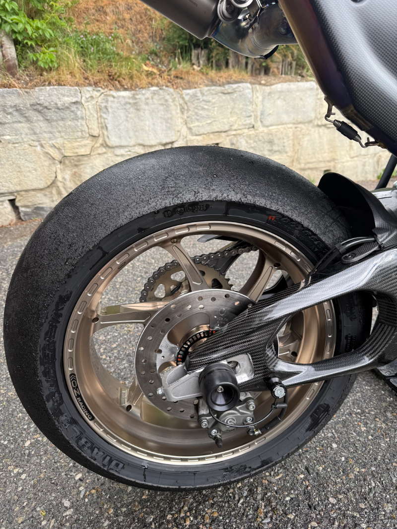 Ducati Panigale V4 Racing - 5