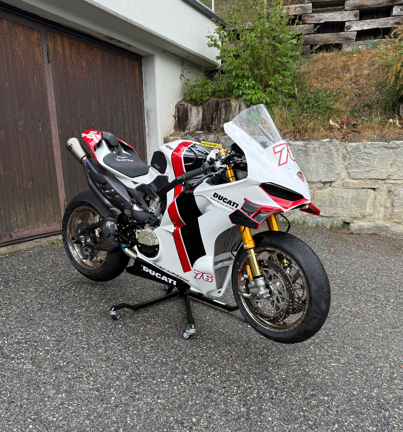 Ducati Panigale V4 Racing - 8