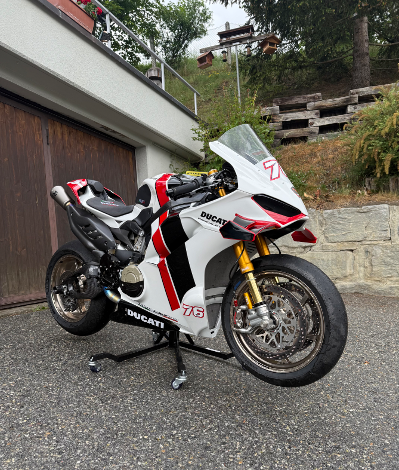 Ducati Panigale V4 Racing - 9