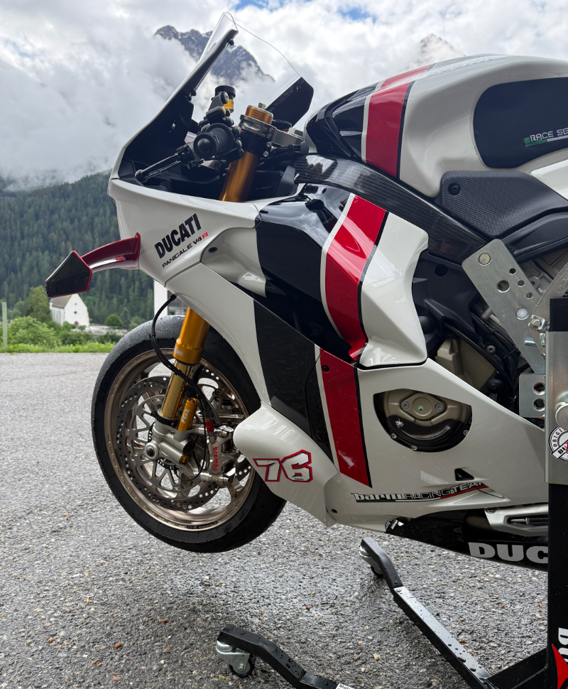 Ducati Panigale V4 Racing - 6
