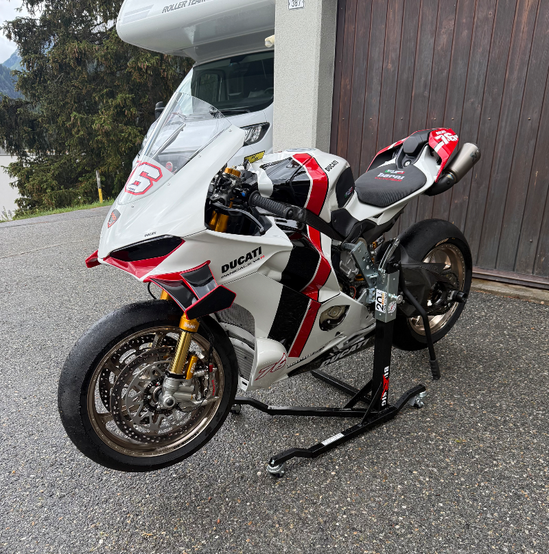 Ducati Panigale V4 Racing - 7