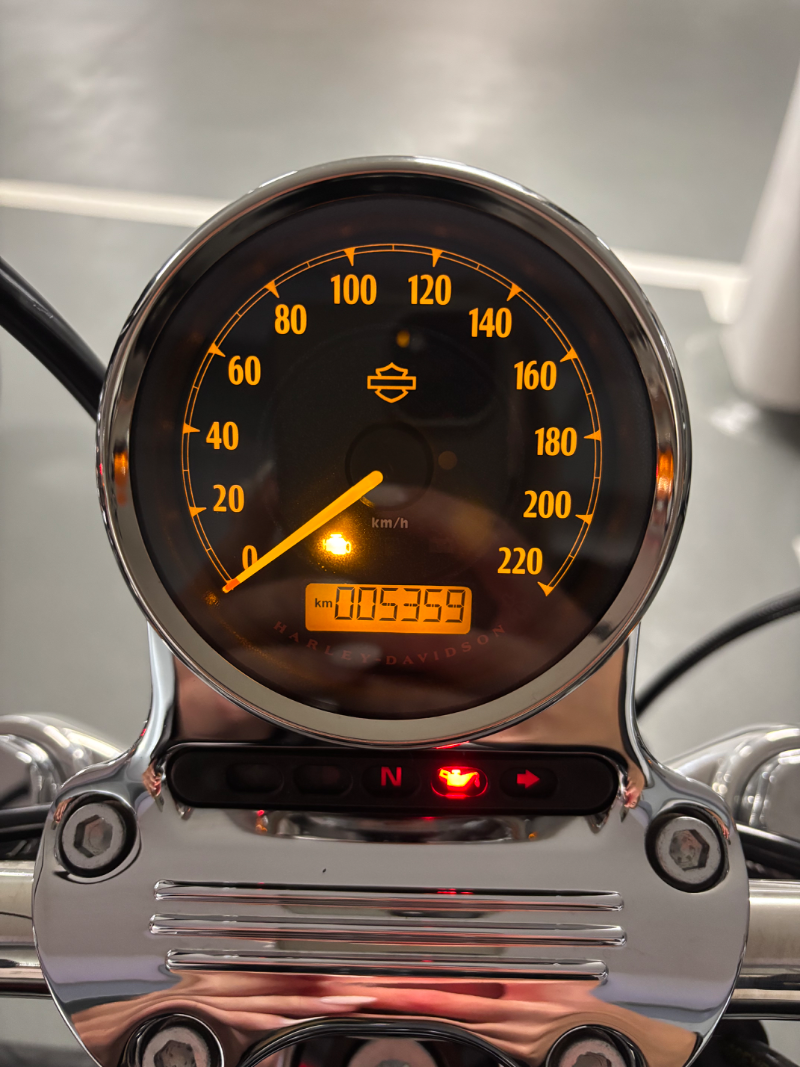 HARLEY-DAVIDSON XL 1200 CB Sportster Custom - Custom Motorrad - 3