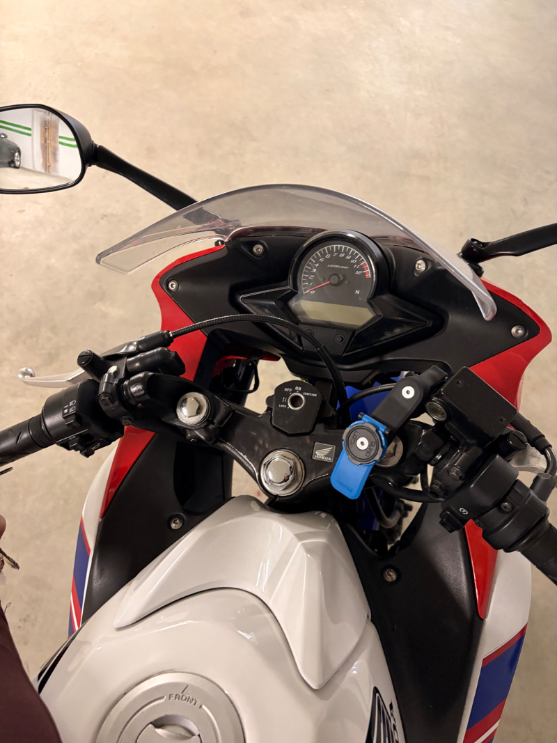 Honda CBR 125 R  - 5