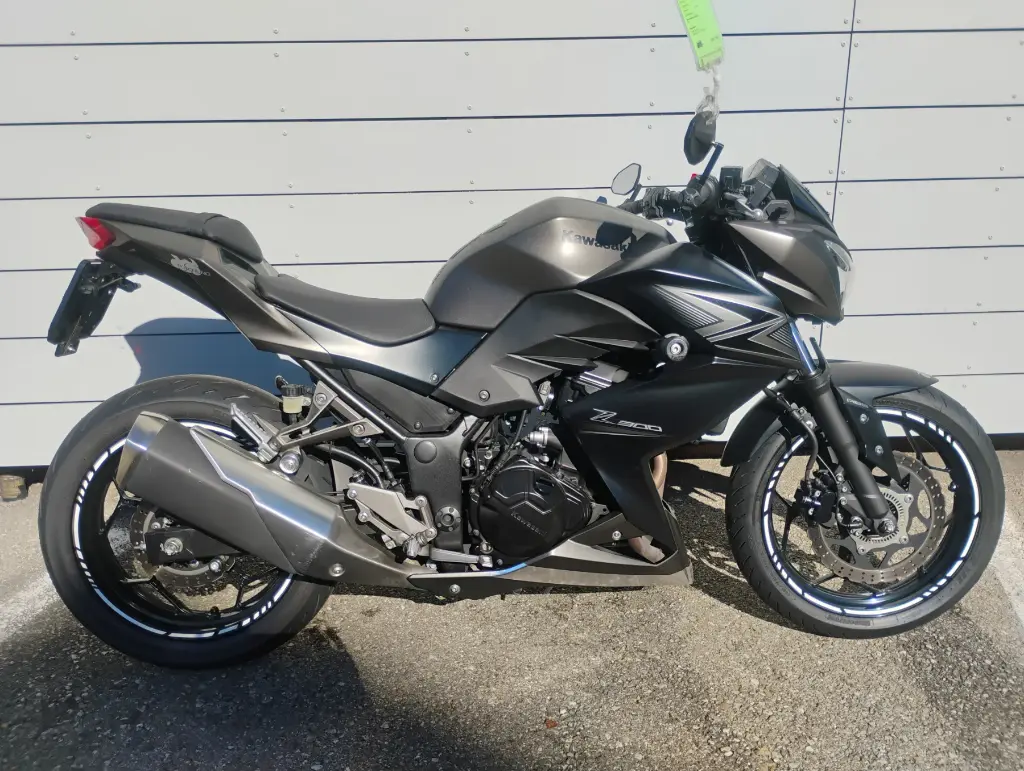 Kawasaki Z 300 2015 - Occasion (1/2)