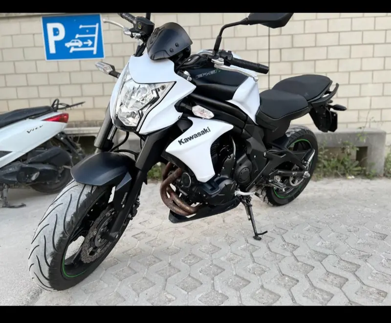 Kawasaki ER-6n 2015 - Occasion (2/6)