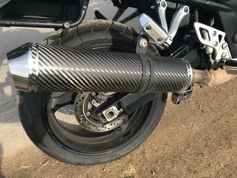 Suzuki GSX1250FA - 4