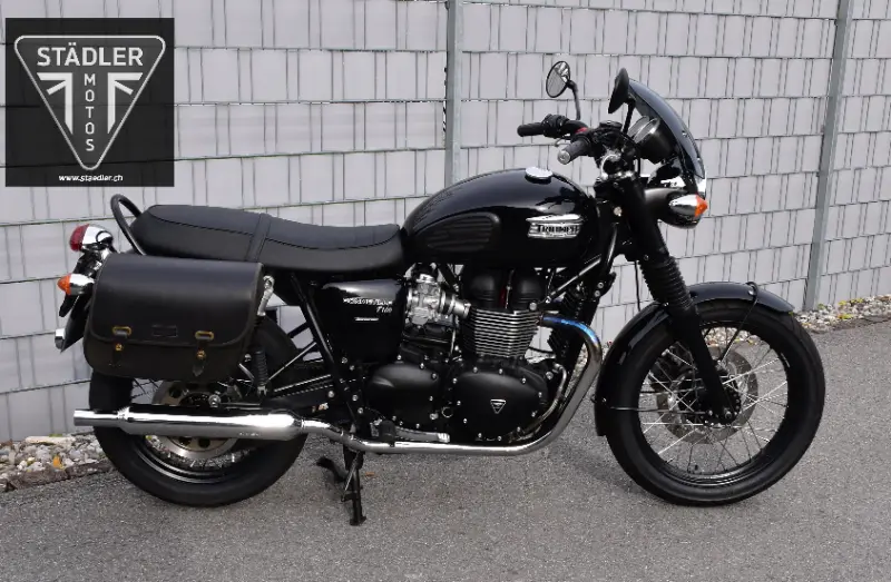 TRIUMPH Bonneville 900