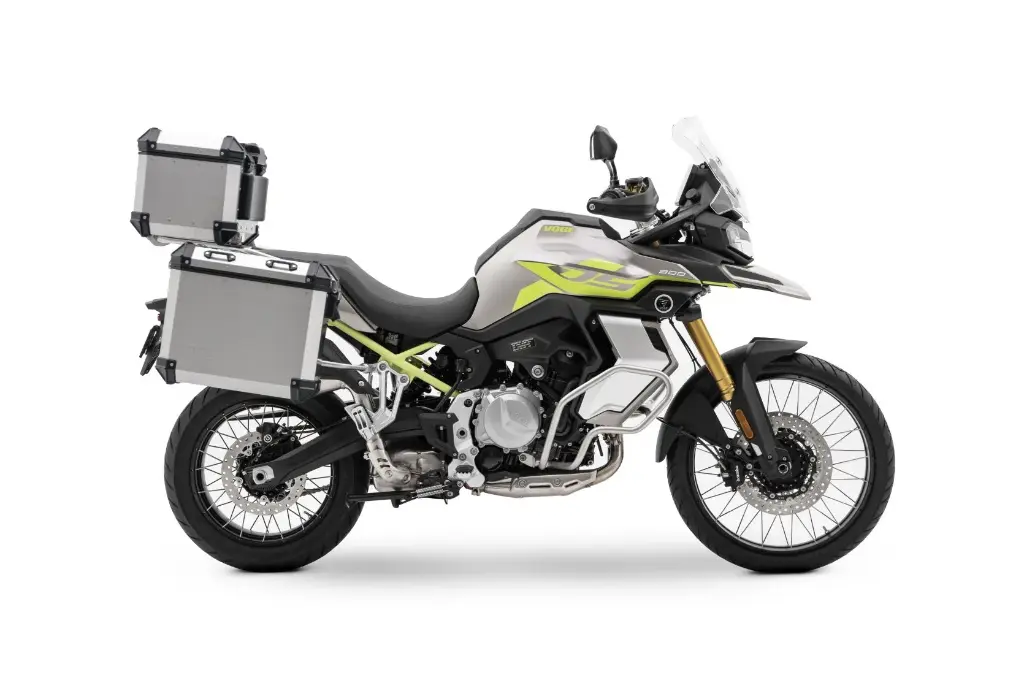 VOGE 900 DSX - 2