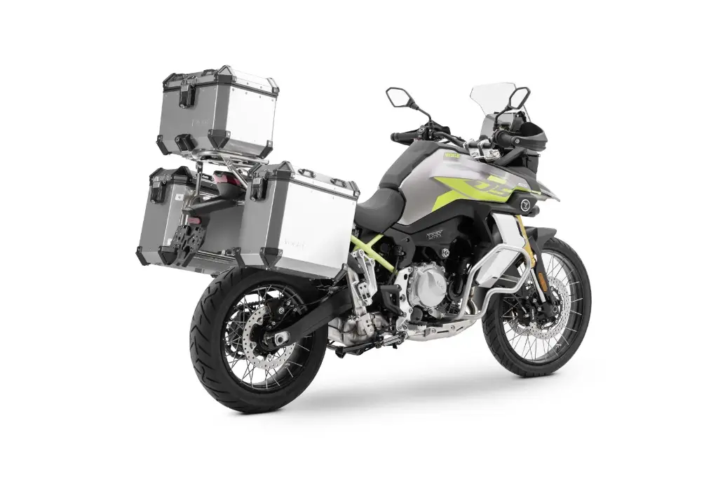 VOGE 900 DSX - 3